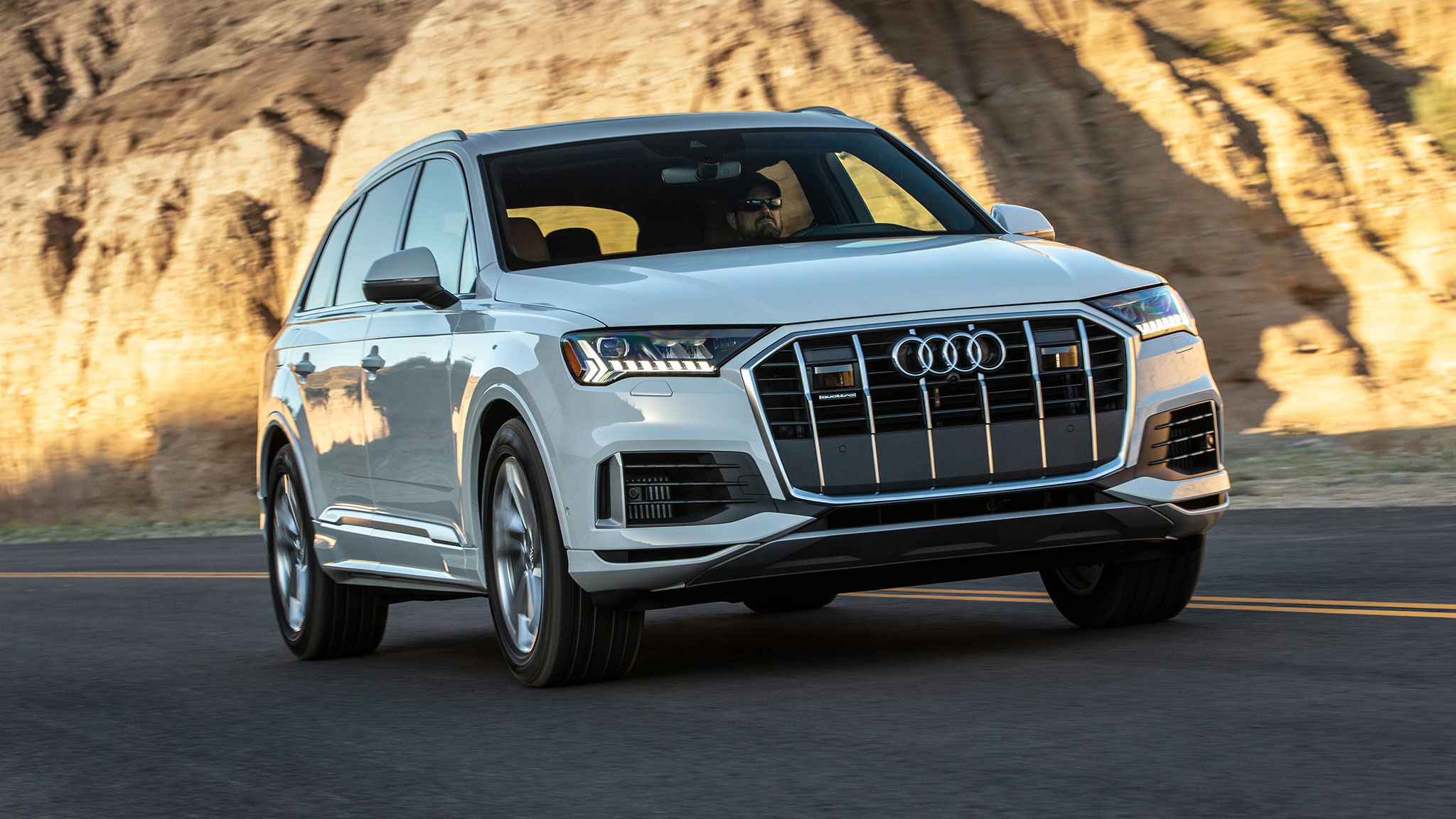 How To Rent A Audi Q7 In Dubai 