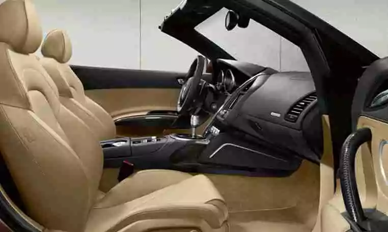 Drive A Audi R8 Spyder In Dubai 