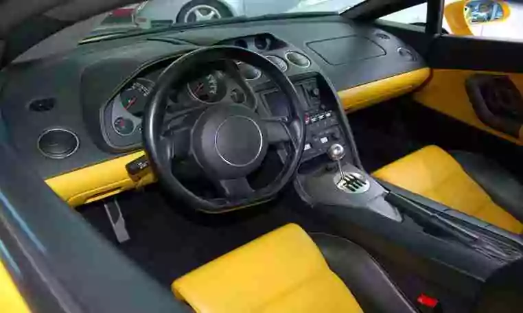 Rent A Lamborghini Gollardo Dubai Airport 