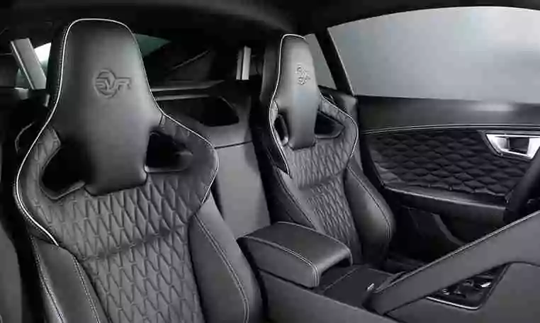 Range Rover Sports SVR rental in Dubai 