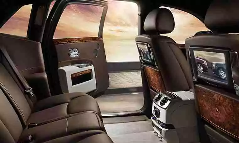 Rolls Royce Ghost rental in Dubai 